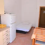 By The Sea Gradac, Makarska - 13681 Apartment *