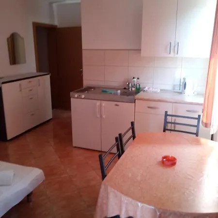 Apartment By The Sea Gradac, Makarska - 13681