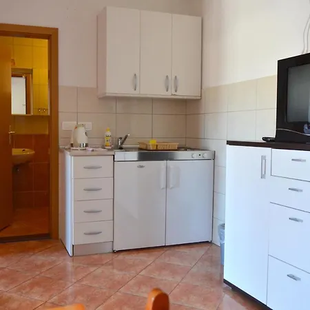 Lägenhet By The Sea Gradac, Makarska - 13681 Gradac (Split-Dalmatia)
