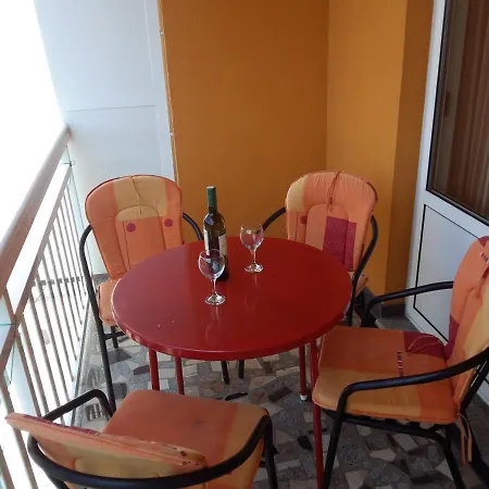 Apartment By The Sea Gradac, Makarska - 13681 *